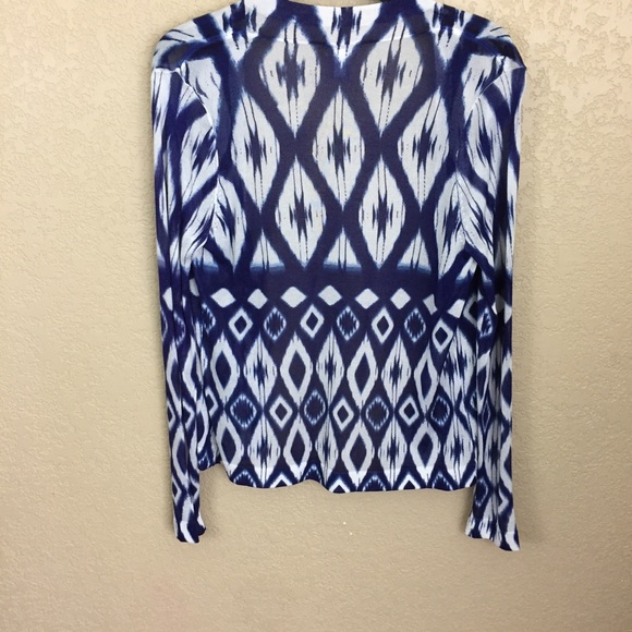 SALE
 Chico’s Size 0 Small Blue White Flowy CardiganF45 - Picture 5 of 6